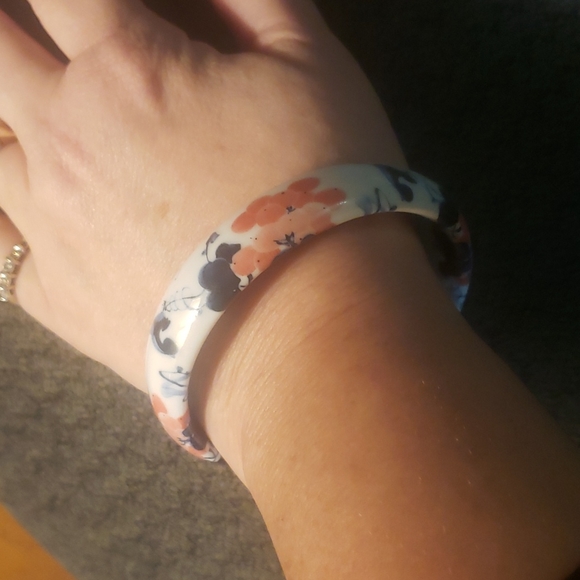 Jewelry - Unique porcelain bracelet